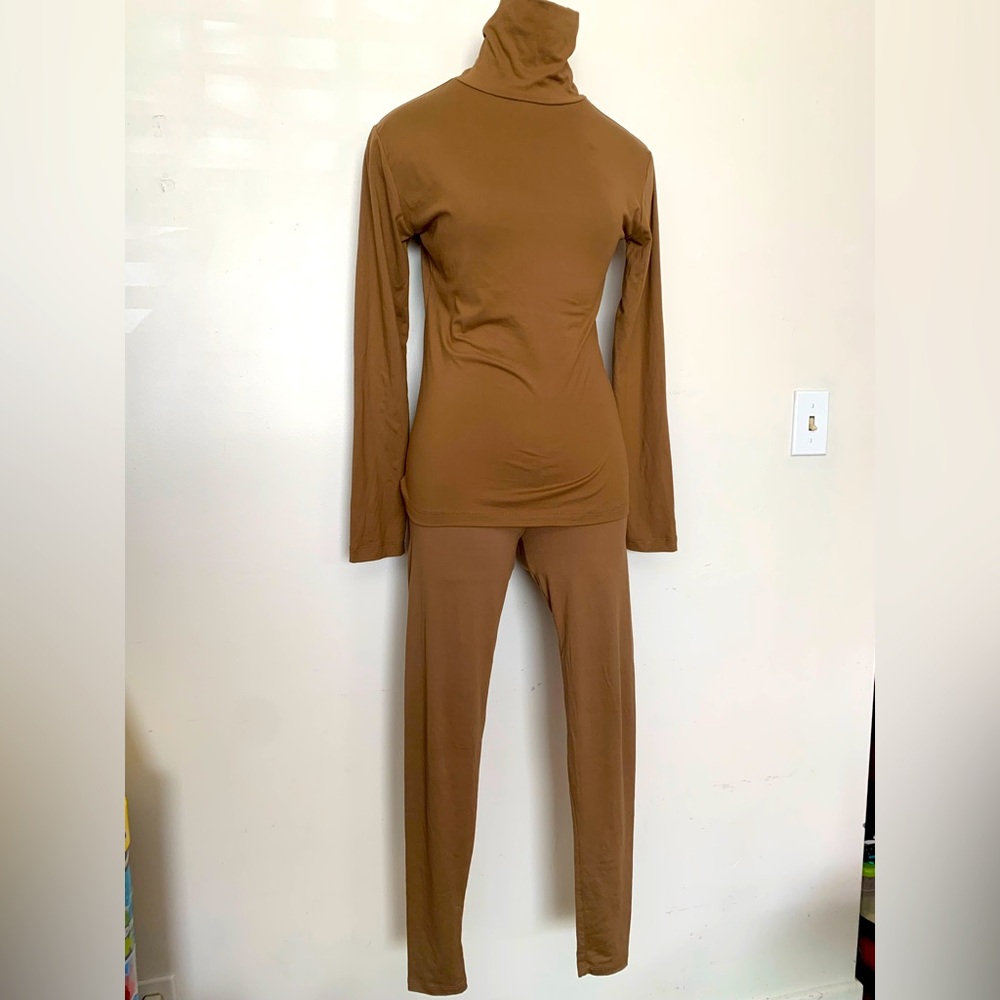 Turtleneck and leggings